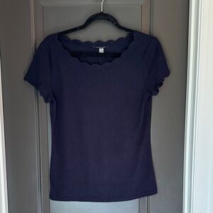 Tahari Navy Scallop Neck Short Sleeve Top NWT